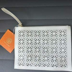 New with Tag Tory Burch white patent flat wristlet